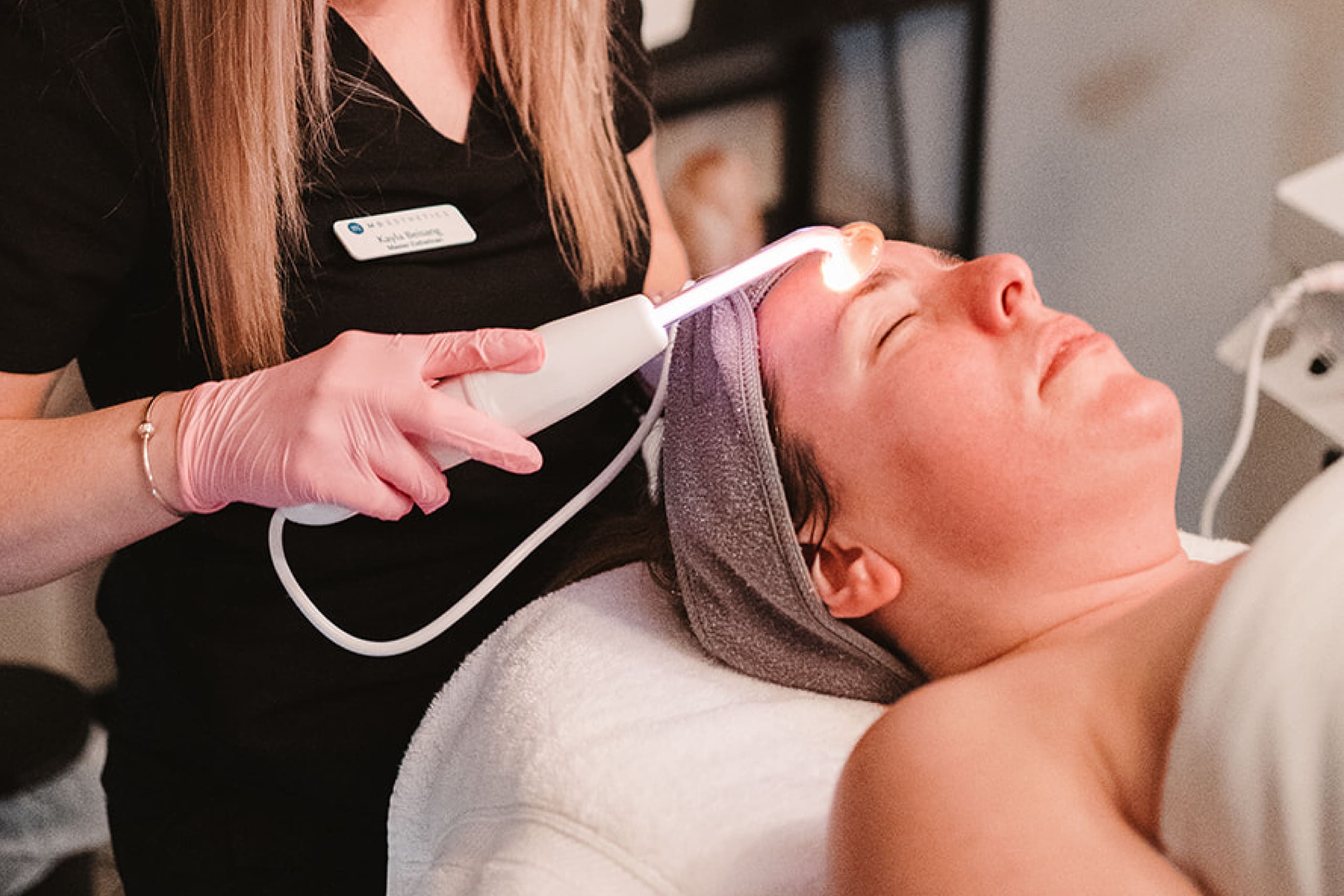 MD-Esthetics,-good-candidate-V2 (1)
