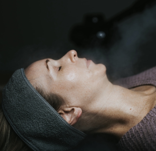 Aesthetic practitioner administering Botox injections to a patient’s forehead, illustrating the procedure discussed in the ultimate guide to Botox treatments.